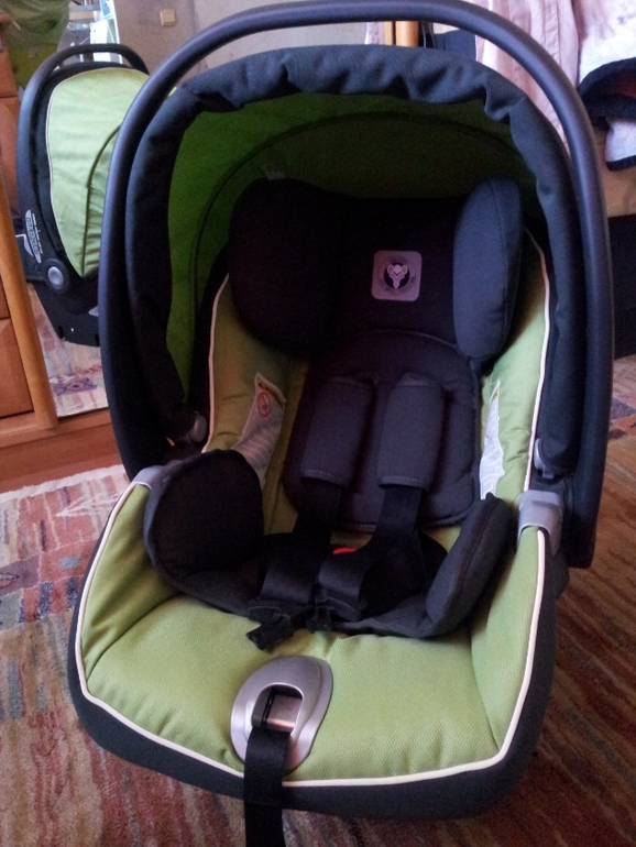 Автокресло-люлька Peg-Perego Primo Viaggio TRI FIX