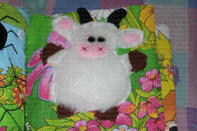 Умная книжечка-мягулька-развивалка