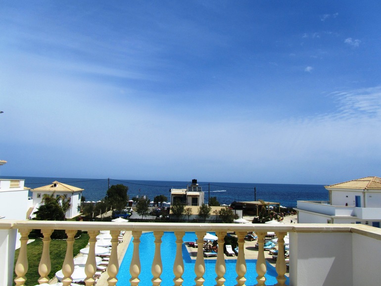 КРИТ. Митсис ЛАГУНА. Фото.