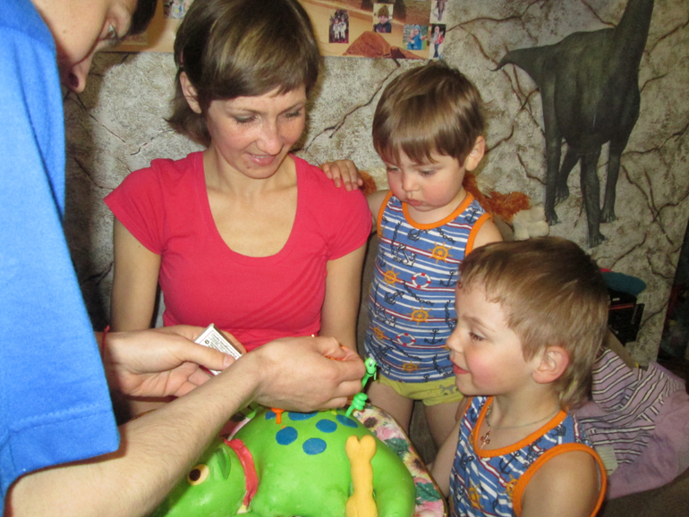 Динозавровый День Рождения (лайт-версия) Часть 2