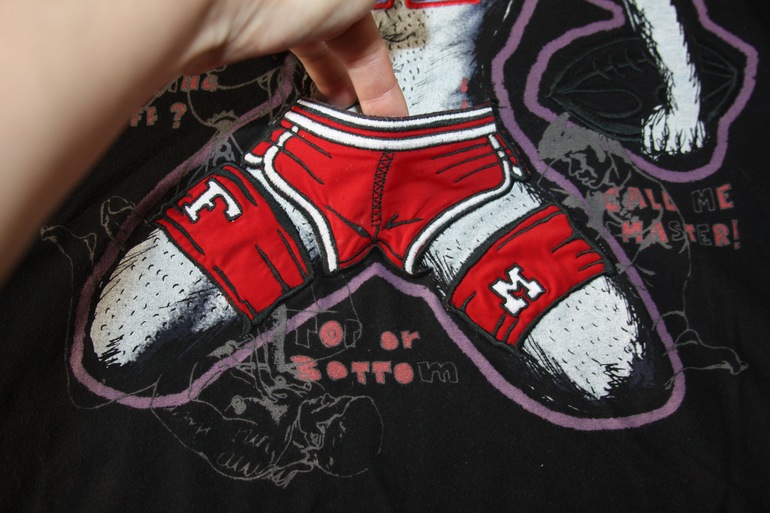 Брендовые футболки новые и б/у. Размер M-L, XL(одна).оригиналы!