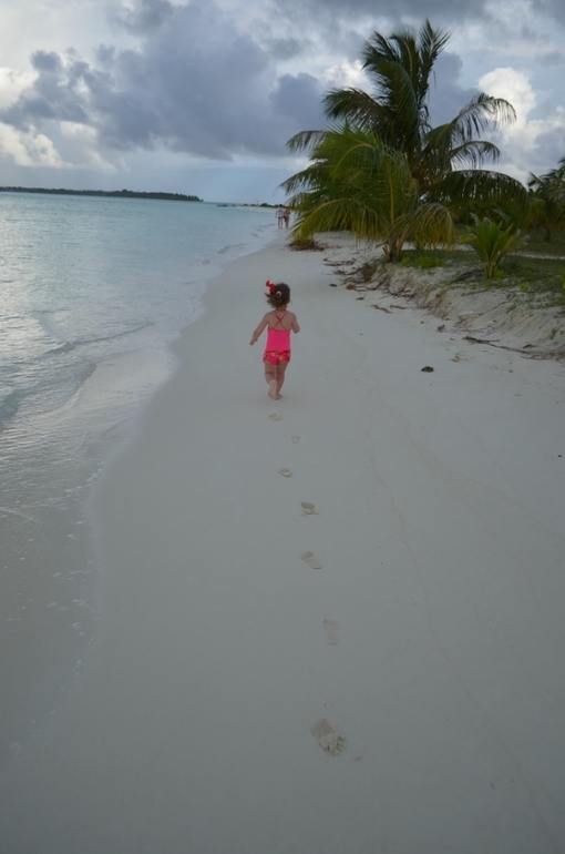 Хороший отель, очаровательное море и скучное питание!