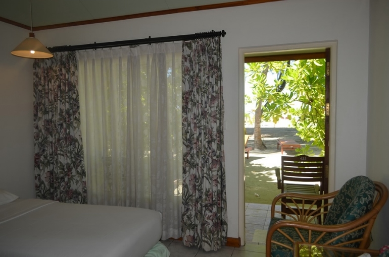 Хороший отель, очаровательное море и скучное питание!