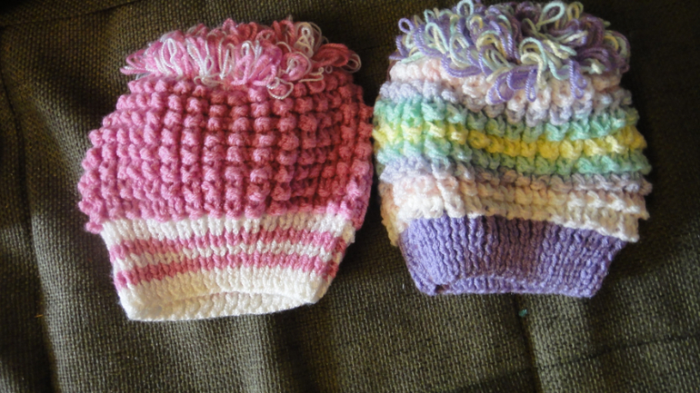 Шапки детские и взрослые