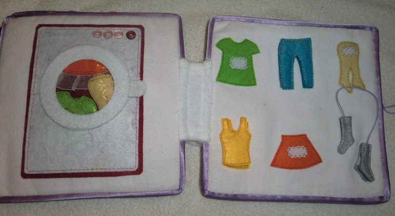 Моя первая развивающая книжка