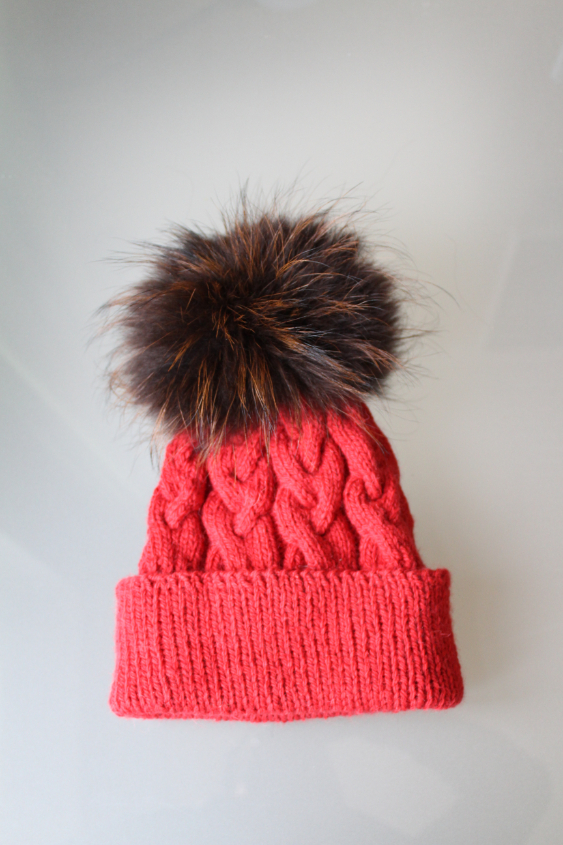 Шапки Hats by Hands.Итальянская пряжа и натуральный мех.