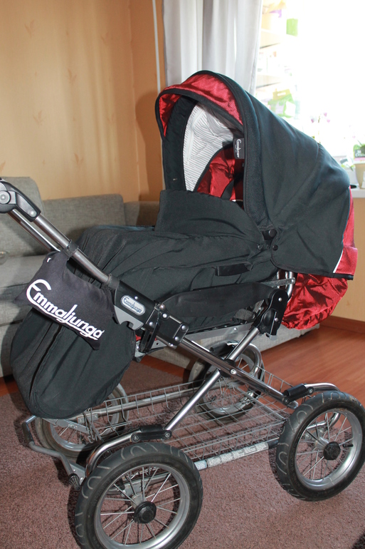 Продам Emmaljunga Edge Duo Combi 13000р.