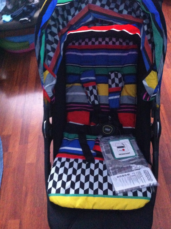 Новый жилец в нашем колясопарке от Mamas & Papas,Armadillo