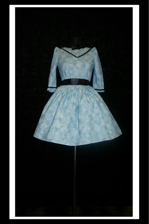 Мое голубое нежнейшее облако...... Четыре слоя пышности!!! НЕ меньше чем богиня голубого озера.голубого топаза