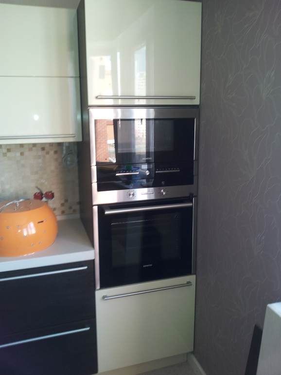 Цвет кухонного стола.