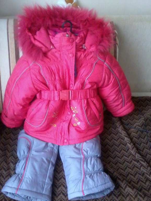 Зимний комбинзон для Настенки...