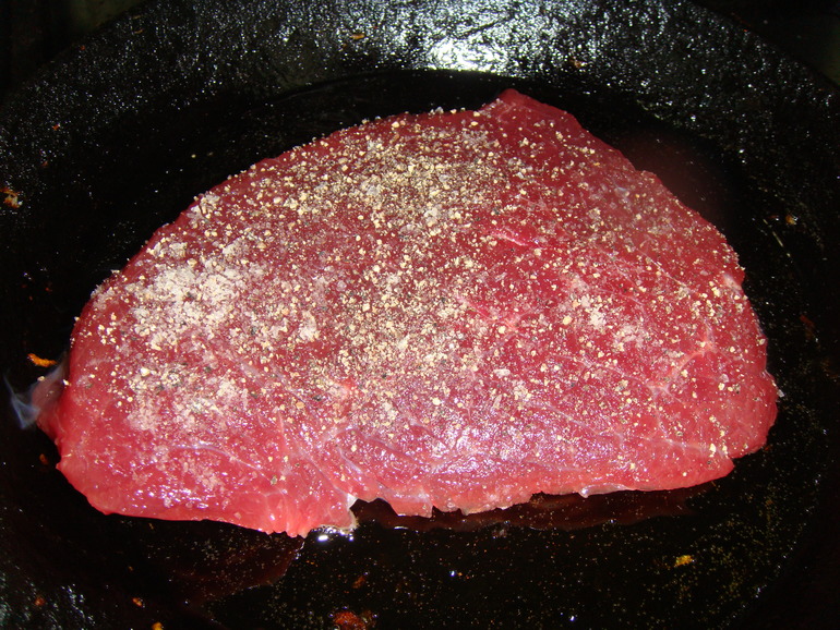 Мясо и соусы