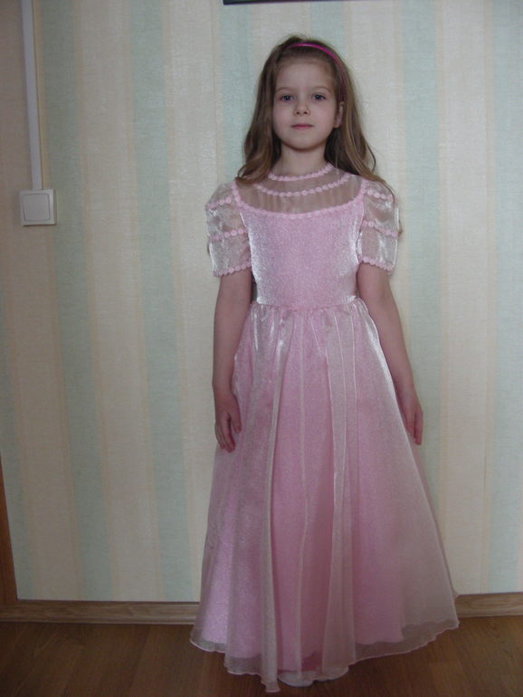 81343fffaaa2e19fbc3badbfc0685612.jpg