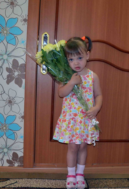 Первый день в детском саду у доченьки!