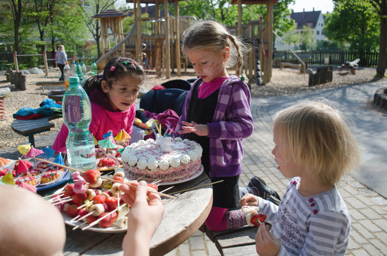 День рождения в картинках