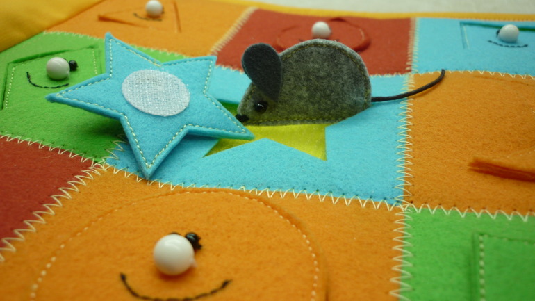 Развивающая книжка в виде сумочки!