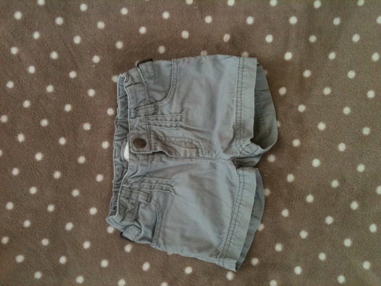 на девочку 1-1,5 и 2-2,5 года) и панама на 6 мес