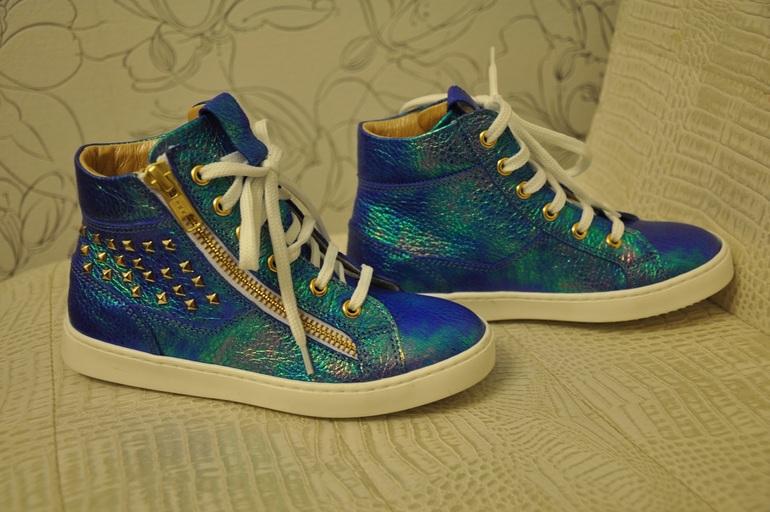 Потрясающая красота!!! Миллион фото)))