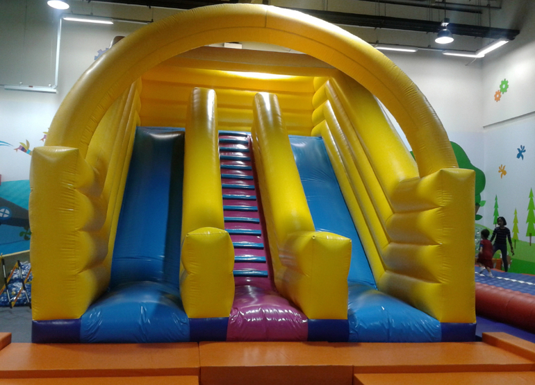 Игровая площадка в ТЦ Джансейлон на Пхукете