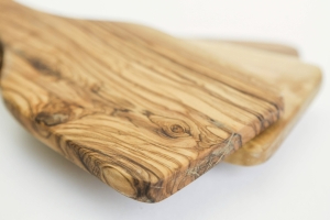 Миски, менажницы, тарелки и подносы...