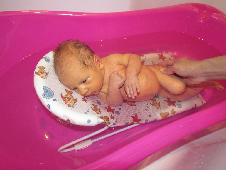 Лизочке 3 недельки!