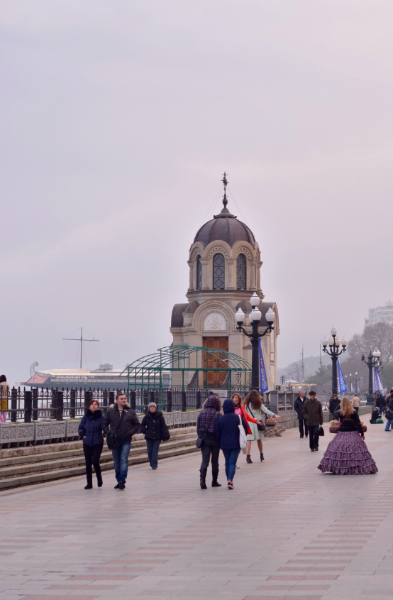 Ялта,набережная,февраль)