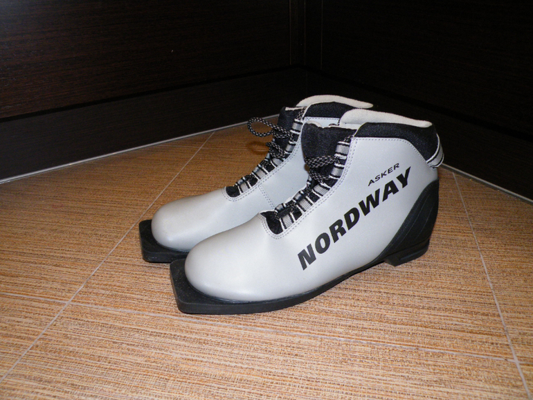 Лыжные ботинки nordway. Nordway лыжные ботинки 33. Лыжные ботинки Nordway asker. Лыжные ботинки Nordway 44 размер. Лыжные ботинки Nordway asker 75мм.