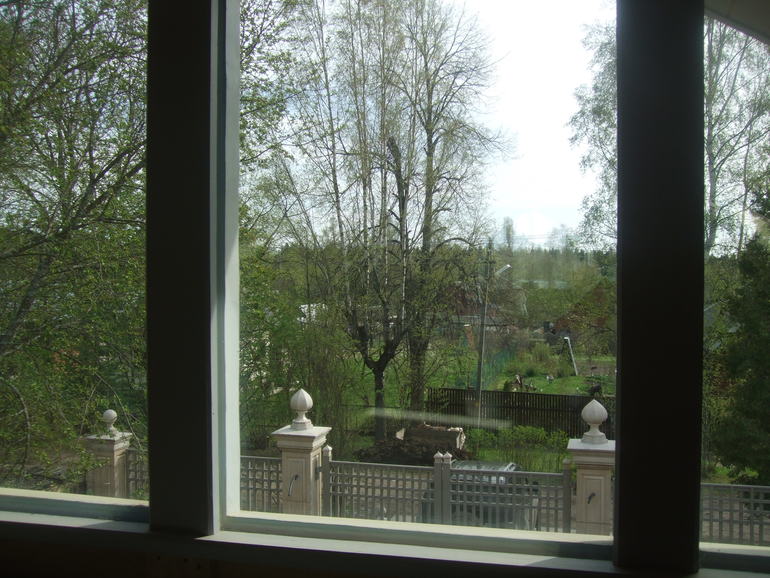 С мыслью об улучшении архитектуры подмосковных дач.