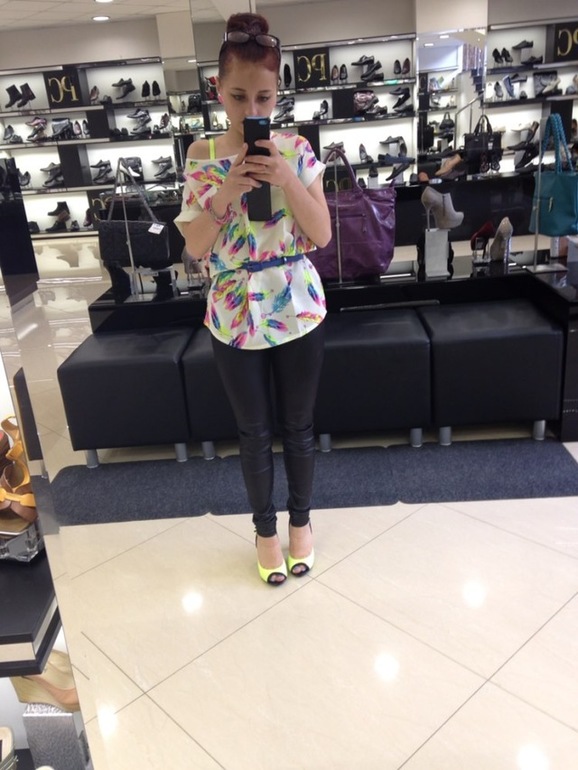 яркая блузка, цена 395 руб! сразу на ваш адрес! живое фото под катом!