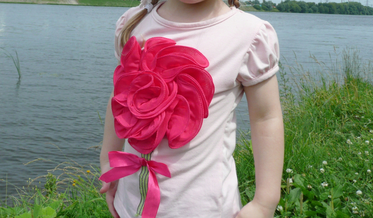 Хлопковые футболки с цветами, цена 350 руб! Сразу на ваш адрес!
