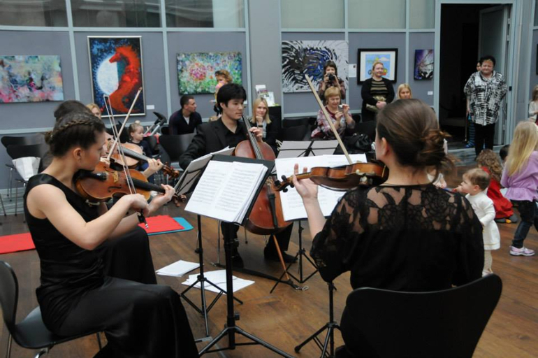 Игры-прогулки по усадьбам Подмосковья с семейным путеводителем