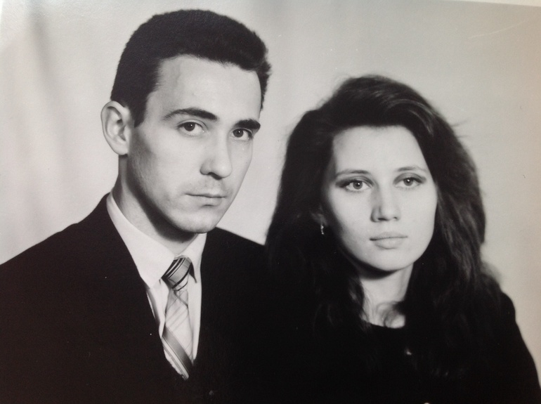 Нашла наше фото 20 летней давности.