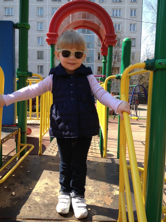 гуляем, веселимся и ждем братика!))