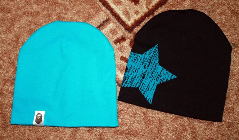 Шапки осень/зима по 150 рублей