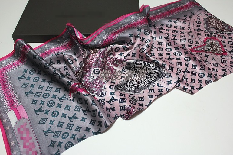 Аксессуары для всей семьи!!! (шапки, платки, комплекты) Весенние обновления!