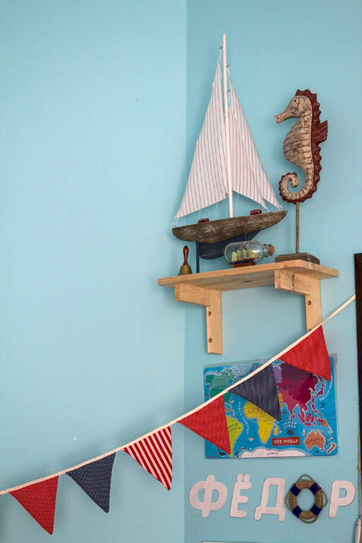 Уголок маленького капитана. Детали