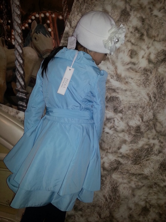 Пристрою очень красивые плащи от Pulk@