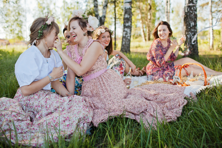 Девичник. полная серия)