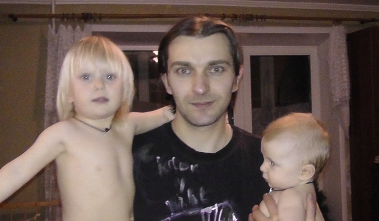 Редкая фотография без бороды))