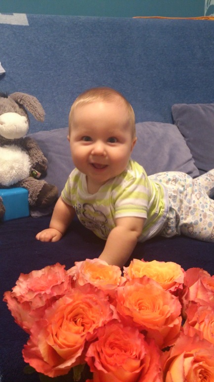 Ванечке 6 месяцев, или на пол пути к юбилею:-)