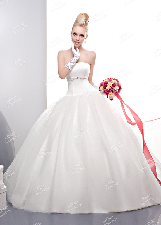Распродажа новых свадебных платьев фирмы To be bride со скидкой до 50 %