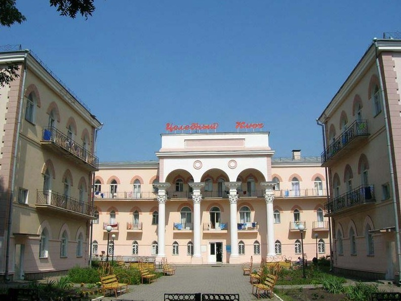 https://sanatoriirf.ru/sanatorij-celebnyj-klyuch-essentuki бронирование путевок в санаторий Целебный ключ Ессентуки без посредников