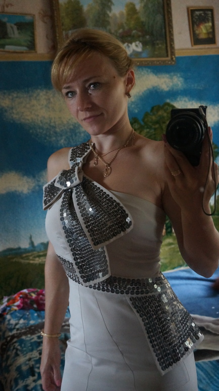 Украшеия....что одеть с платьем????