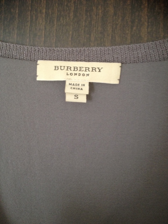 топ Burberry новый 42 размер 7500р оригинал!!!