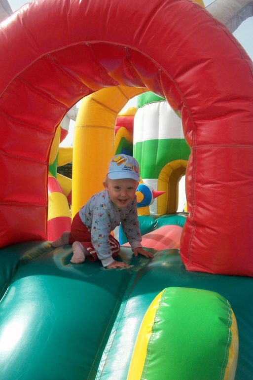 Надувной аттракцион