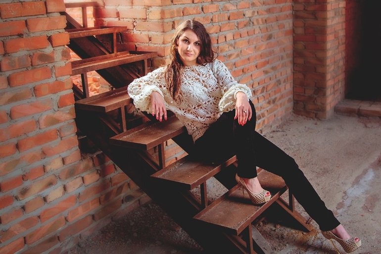 Такая разная Женя)