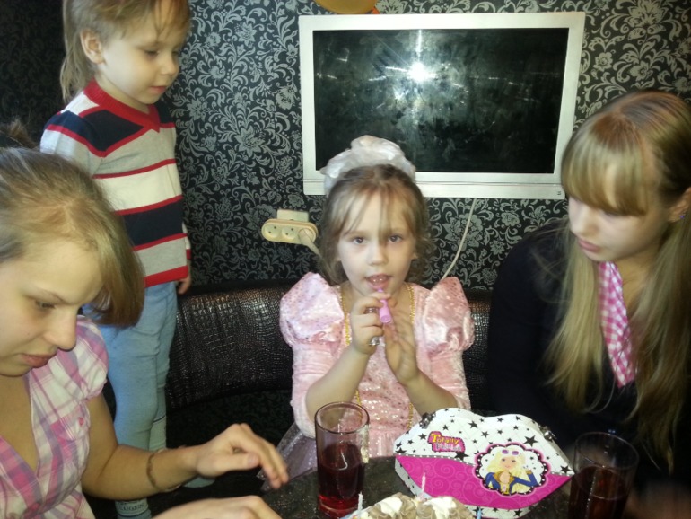 Ура, Викуськи 7 Лет