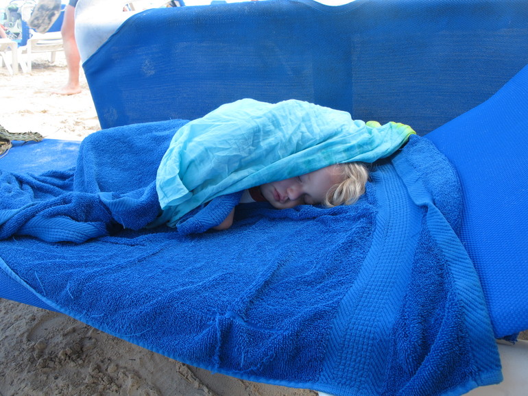 Пунта-Кана с дочкой в 1,4 года, декабрь.