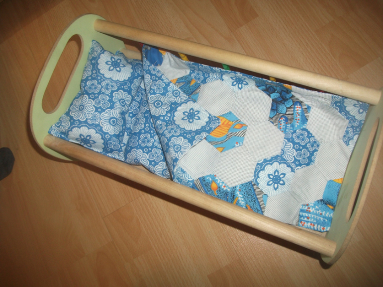 Постелька для куколки