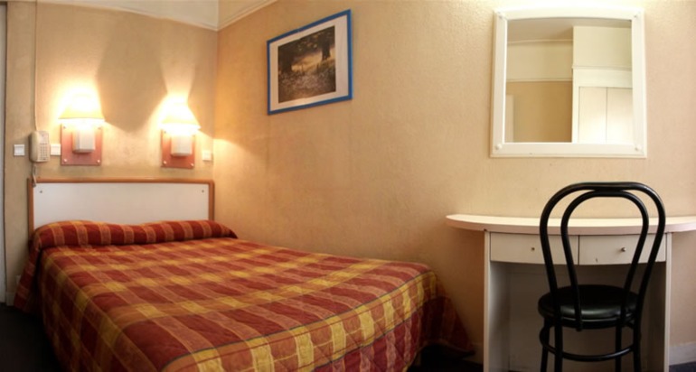 Париж на НГ и Рождество! Тур жд + автобус на 10 дней!